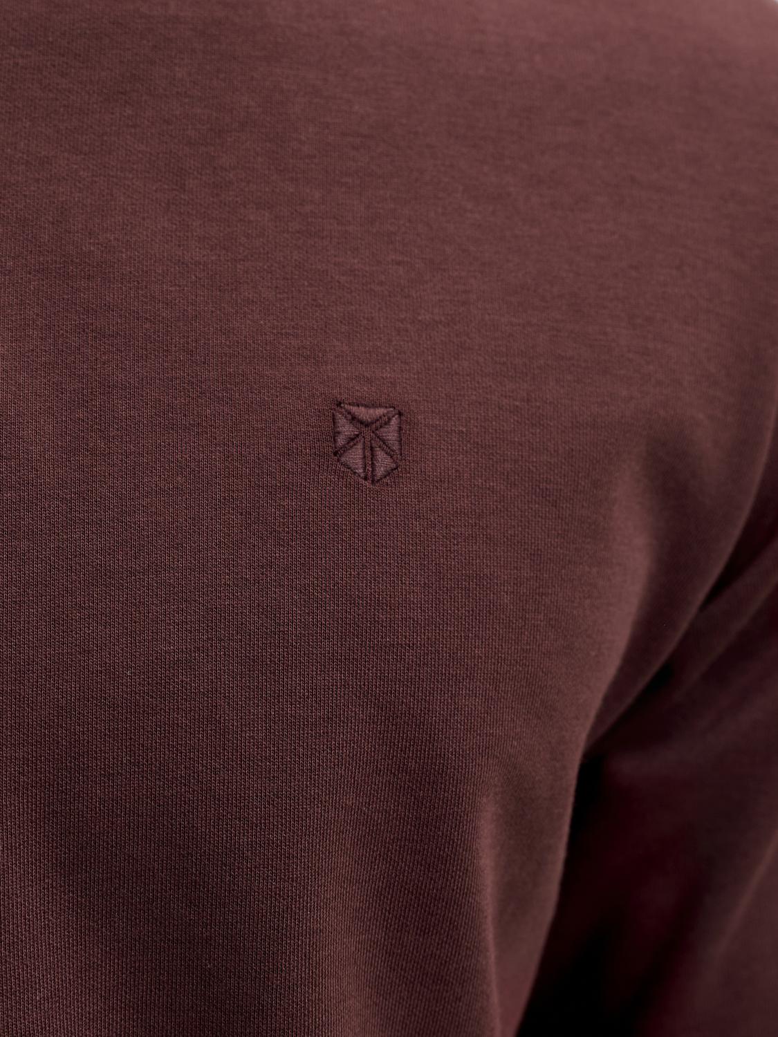 model_shot-detail
